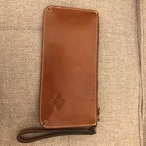 Patricia Nash Wristlet